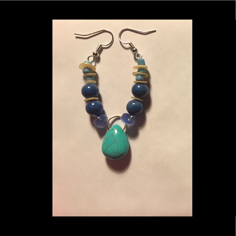 Blue Beaded Earrings & Pendant Set